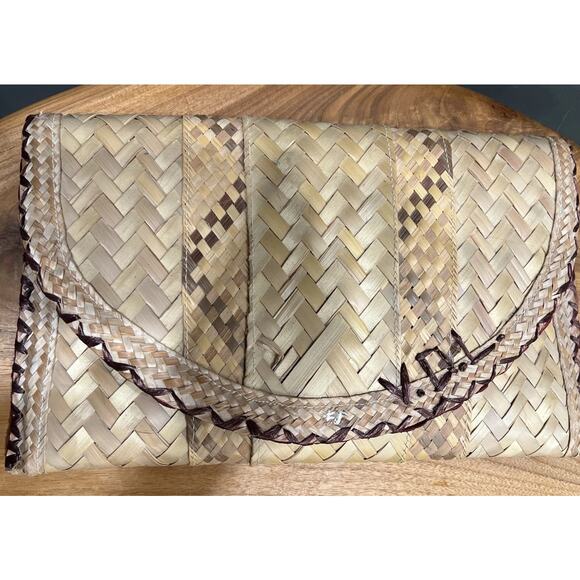 Vintage Clutch Straw Raffia Embroidered Boho Beach Purse - Picture 1 of 7